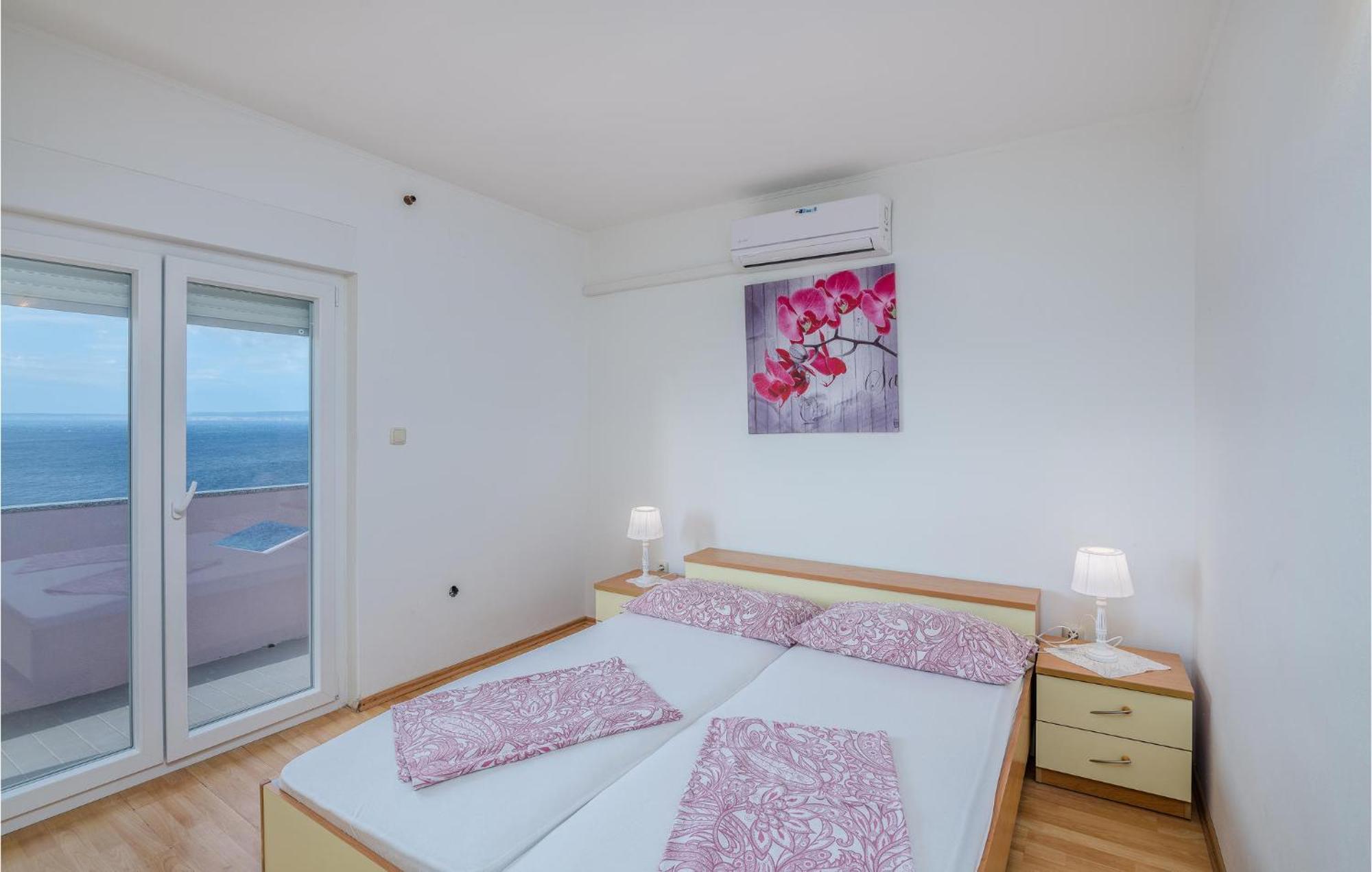 Awesome Apartment In Stara Baska 1 With Kitchen Exterior photo